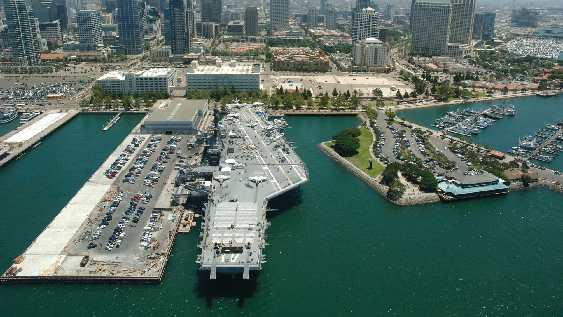 USS Midway: Floating Museum in San Diego Harbor - Warfare History Network