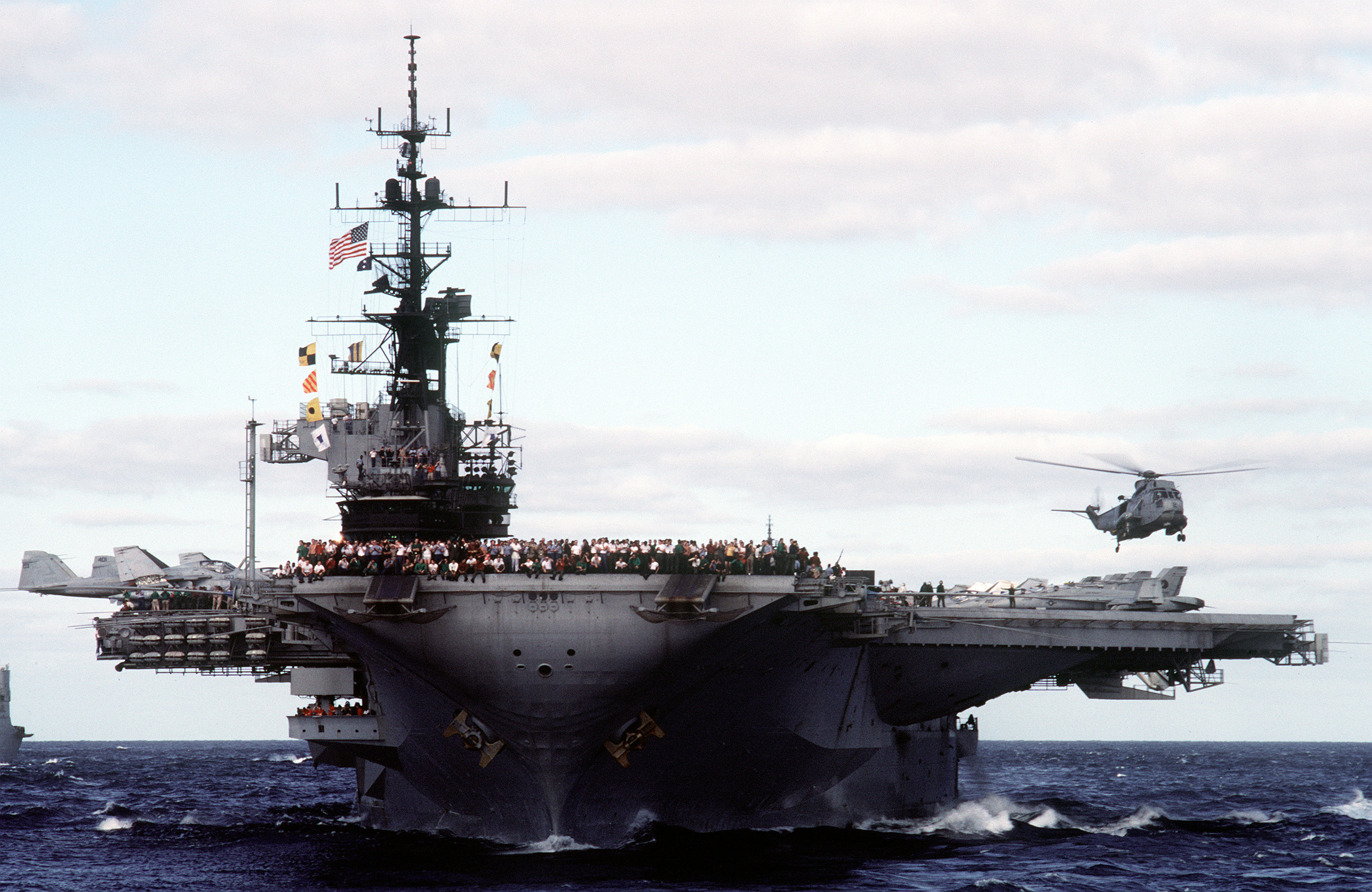 USS Midway: 50 Years of Dedicated Service in the American Navy.hoa - LifeAnimal