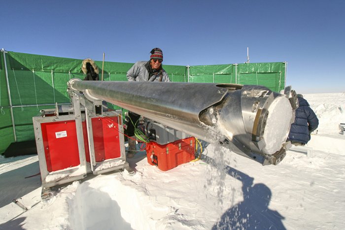 Surprising Time Capsule In Antarctica - Evidence Of Toxic Heavy Metal Pollution 800 Years Ago