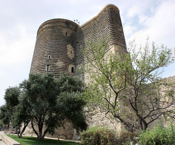 Baku's Mysterious Maiden Tower – Legend Of The Daughter Of Fire Who Saved The Sacred Temple May Have Been A True Event