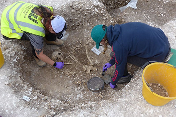 Unusual Iron Age Cemetery Discovered In Dorset UK