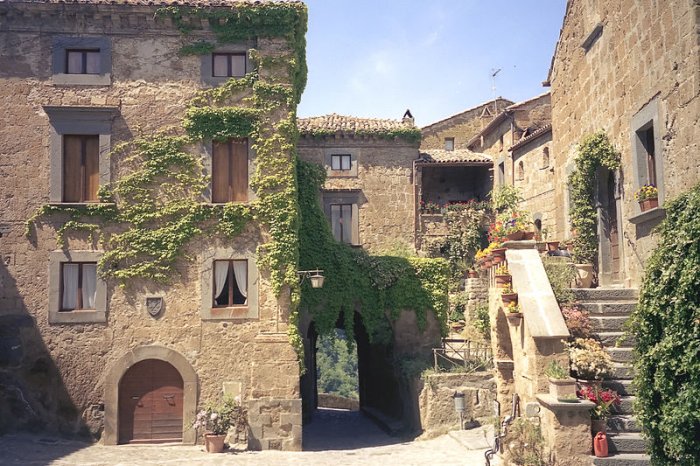 Civita di Bagnoregio - Magnificent 2,500-Year-Old Etruscan City In The Sky Is Struggling To Survive