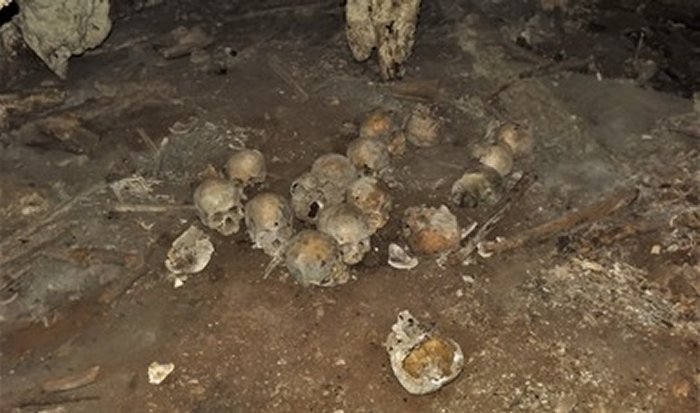 The analysis of approximately 150 skulls indicates that these correspond to individuals decapitated between 900 and 1200 AD. C. PH๏τo: Chiapas State Attorney General's Office