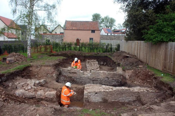 Medieval Manor Of Court De Wyck - Re-Discovered