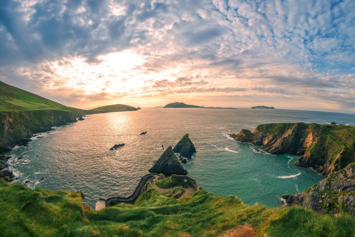 4,000-Year-Old Tomb Altóir Na Gréine Rediscovered By Folklorist In County Kerry, Ireland