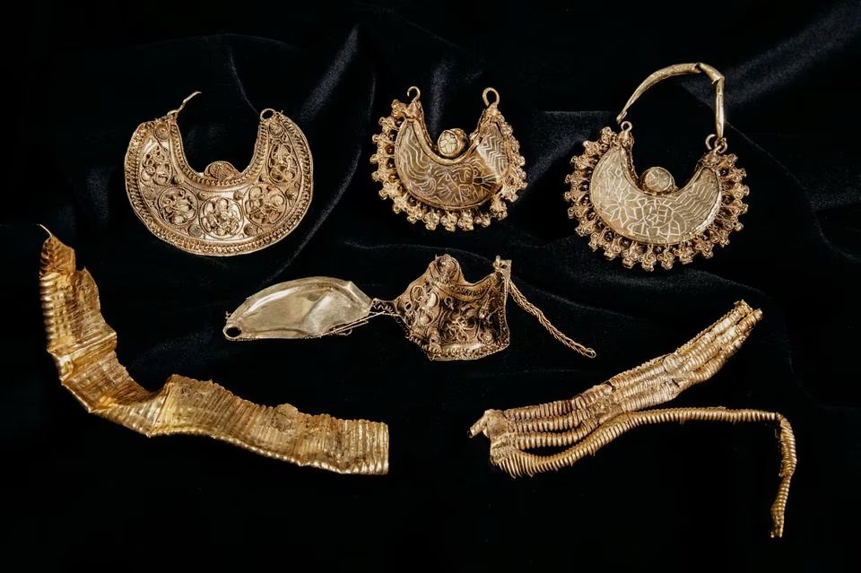 Unique 1,000-Year-Old Medieval Golden Treasure Unearthed By Dutch Historian Using Metal Detector