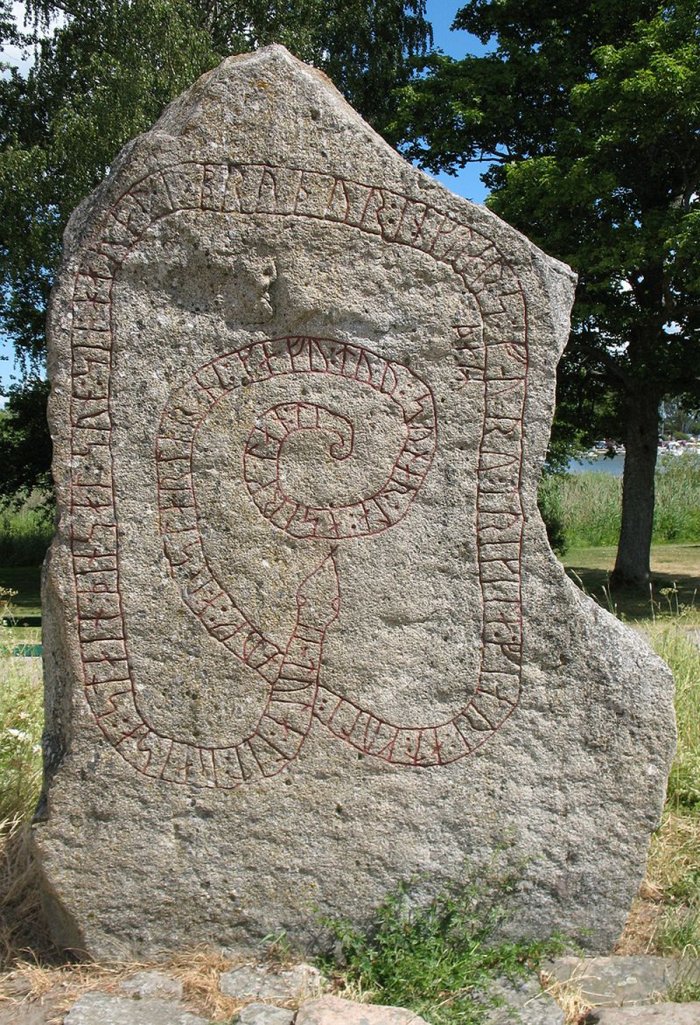 Runestone of Harald ( Sö 179 ), one of the 