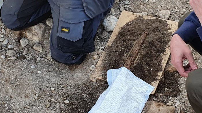 Unusual Iron Age Burial With Warrior And Sword Discovered On Gotland, Sweden - Was He From The Roman Empire?