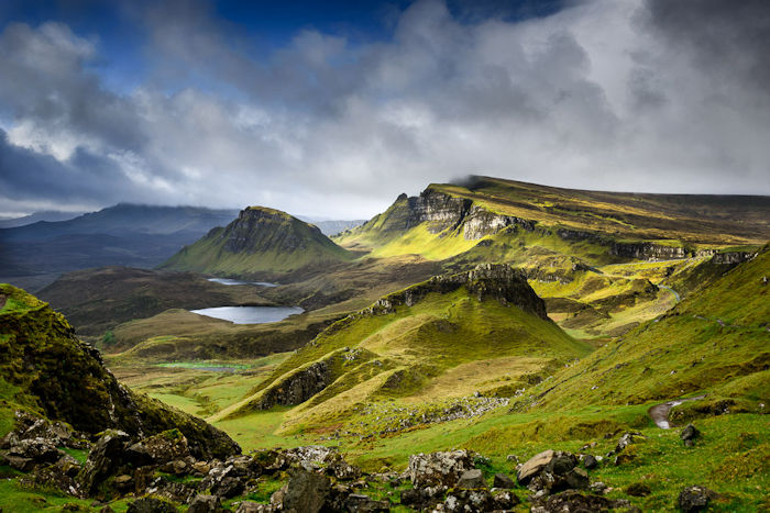 Piecing together Scotland's religious past with shards of glᴀss