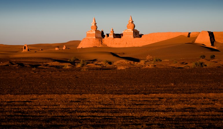 Khara-KH๏τo in Inner Mongolia