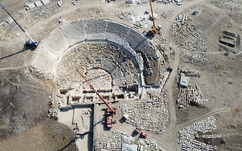 Ruins of the Western Theater, built 2,200 years ago in the ancient city of Laodicea. Image credit: AA