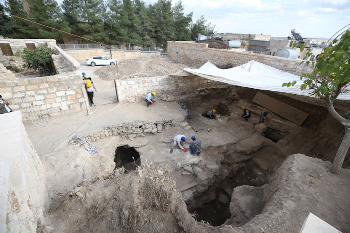 Huge, Ancient Underground City Filled With Artifacts Discovered In Mardin, Turkey