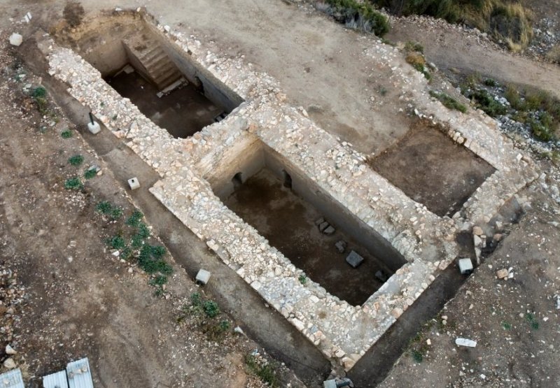 The four cisterns are thought to have been built in the late Roman period to provide water to the city in the event of a siege. (DHA PH๏τo)