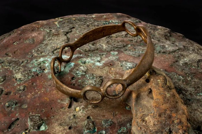 Mystery Of The Amazing 2,500-Year-Old Underwater Rochelongue Treasure