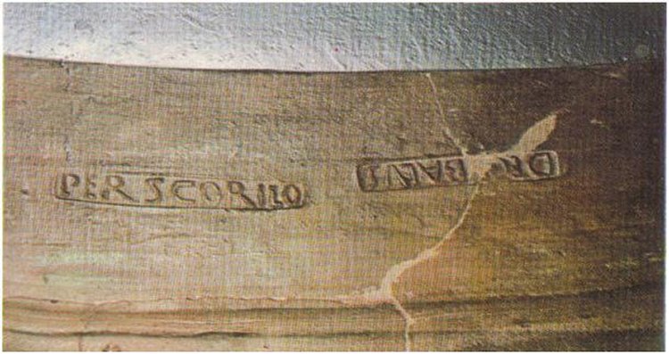 The Decebalus per Scorilo inscription. The Decebalus inscription was stamped on a huge vase twenty-four inches (0.6 meter) high and forty-one inches (1 metre) across. It is stamped in mirror-writing, in the Latin alphabet. Credits: Academia edu.