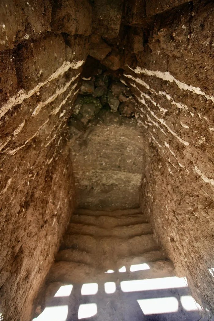 What Was The Purpose Of The Mysterious Mᴀssive 3,800-Year-Old Structure And Pᴀssageway Found In The Jezreel Valley, Israel?