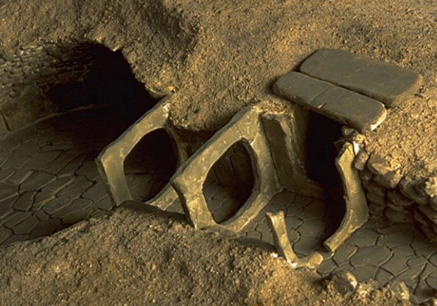 Remains of tomb. Credits: Museo Arqueológico Nacional de España