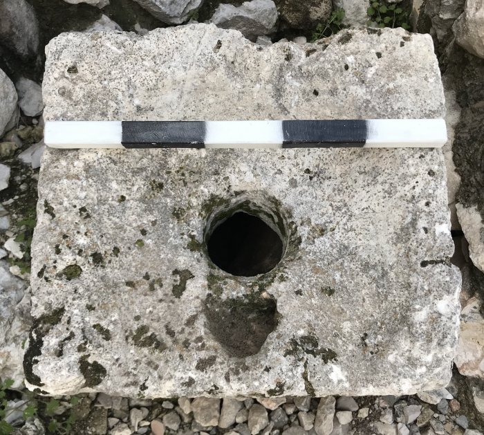 The toilet seat taken from the House of Ahiel, excavated in the Old City of Jerusalem. A domestic building made up of seven rooms, it would have housed an upper-class family at the time. Date of construction is hard to pin down, with some placing it around the 8th century BCE. Credit: F. Vukasavovic