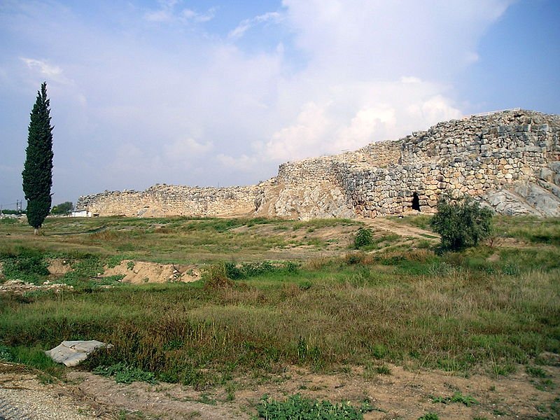 Ancient Mystery Of The Tomb Of Tiryns - Burial Place For An Unknown Mycenaean Hero? 