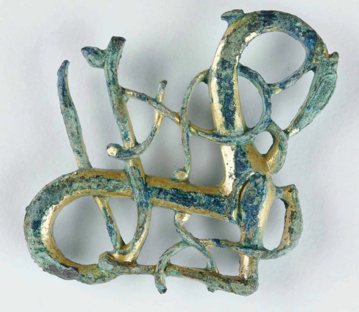 Why Was The Urnes Brooch So Popular At The End Of The Viking Age?