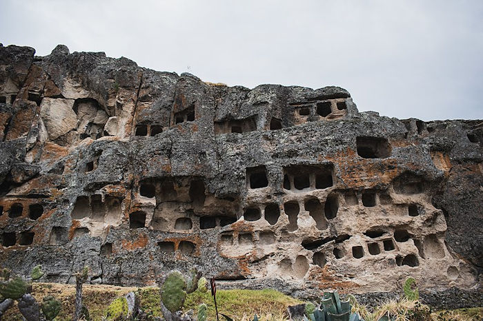 Fascinating Artificial Caves Of Ventanillas de Otuzco And Its Secret Pᴀssageways – Pre-Inca Necropolis Of The Cajamarca Culture