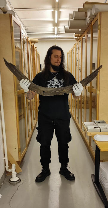 Spectacular Find - 20-Meter-Long Viking Ship Discovered Salhushaugen Gravemound, Norway